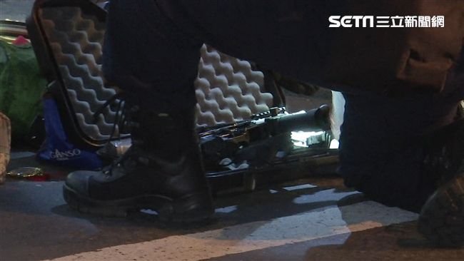 警開槍擊斃通緝犯獲不起訴　網友力挺