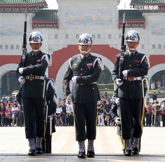 陸軍儀隊。（記者邱榮吉/攝影）