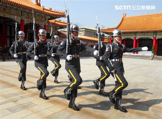 陸軍儀隊。（記者邱榮吉/攝影）
