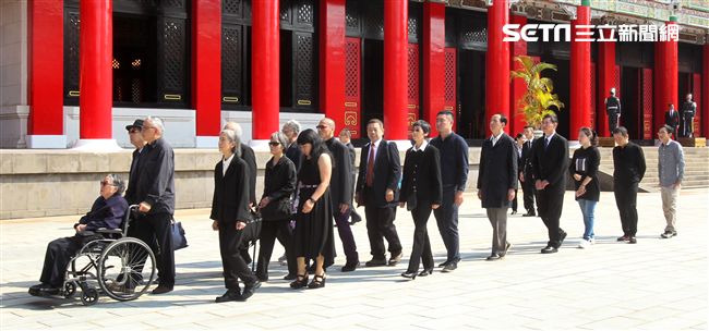 移靈儀式。（記者邱榮吉/攝影）