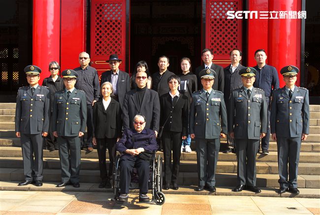 烈士家屬。（記者邱榮吉/攝影）