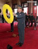 「故陸軍烈士趙仲容少將等5員入祀國民革命忠烈祠，由陸軍司令王信隆上將主祭。（記者邱榮吉/攝影）