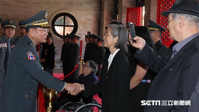 趙仲容5烈士入忠烈祠！家屬謝馮世寬