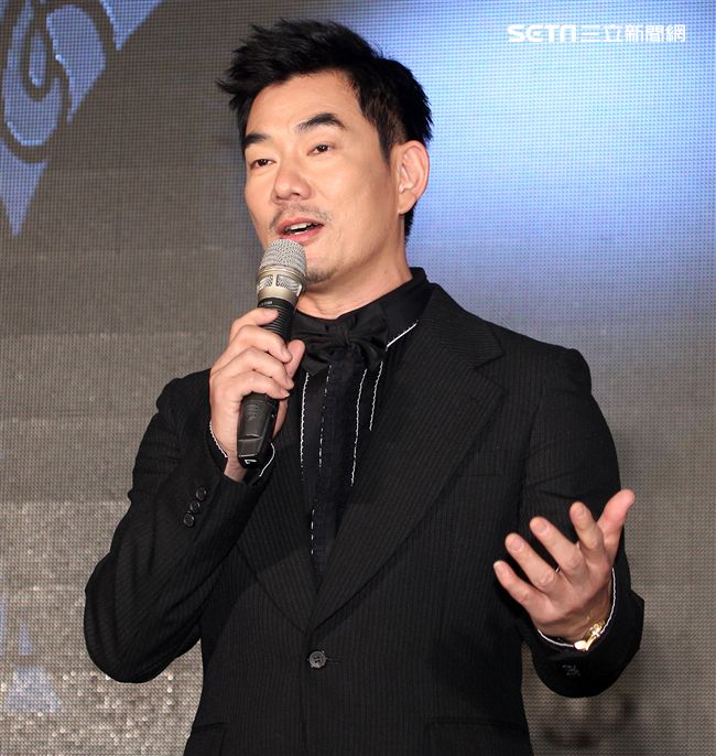 任賢齊公佈「最受歡迎男、女歌手」入圍名單。（記者邱榮吉/攝影）