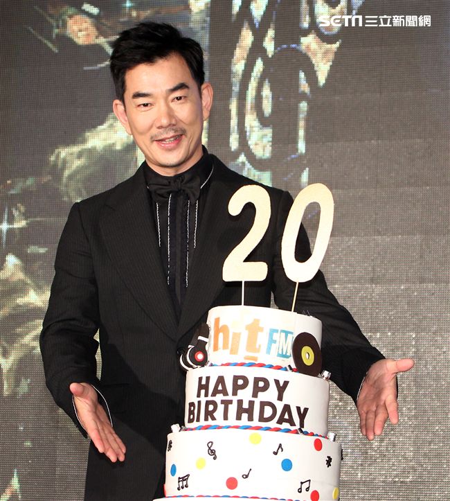 任賢齊公佈「最受歡迎男、女歌手」入圍名單。（記者邱榮吉/攝影）