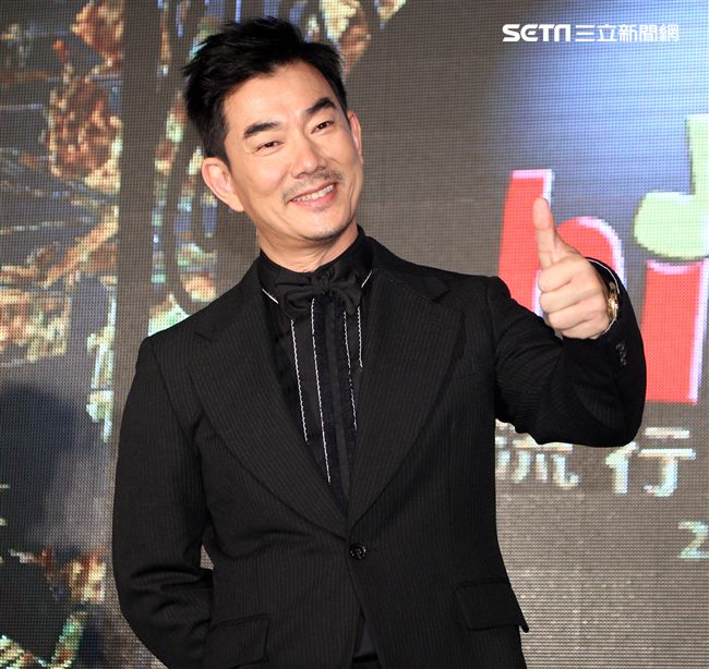 任賢齊公佈「最受歡迎男、女歌手」入圍名單。（記者邱榮吉/攝影）