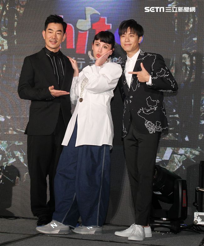 2018 hito流行音樂獎頒獎典禮啟動儀式記者會，任賢齊（啟動儀式嘉賓）、魏如萱、韋禮安開場。（記