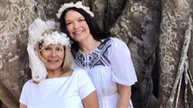 美國一場特別的婚禮　新郎竟是一顆「百年榕樹」（圖／翻攝自Israel News Links推特）
https://twitter.com/search?f=tweets&vertical=default&q=Karen%20Cooper&src=typd&lang=zh-tw