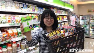 可以喝的餅乾？全家開賣乖乖椰子牛乳