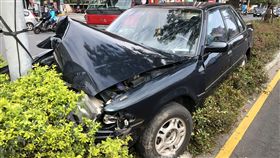 新北市,三重,集賢路,加油站,洗車,車禍,誤踩油門