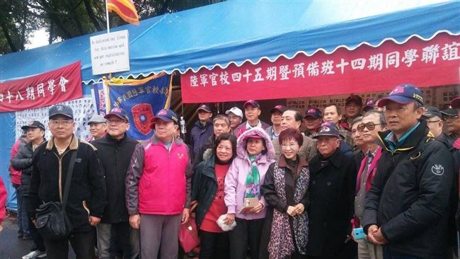 今拆八百壯士帳棚？北市府：時間未定