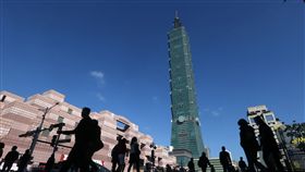 台北101  五度蟬聯台北市地王台北市22日公布107年土地現值，地王由101大樓第5度蟬聯，每平方公尺為新台幣174萬1000元。中央社記者吳家昇攝  106年12月22日