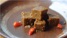 沖繩,豆腐乳,核廢料,英國,遊記,教科書,文英堂　圖／翻攝自YouTube