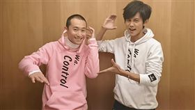 ▲▼浩角翔起暌違一年後再度合體。（翻攝自臉書）