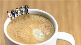 Pollster波仕特線上市調網,待用餐,suspended meal,待用咖啡,義大利,善心人士