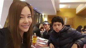 孫鵬、狄鶯與兒子／狄鶯臉書