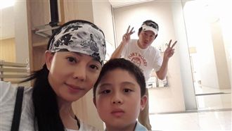 兒喊話想家！狄鶯、孫鵬登記5日探監