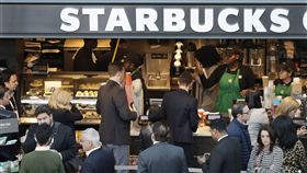 加州法官裁定　星巴克咖啡要標致癌警語（圖／美聯社／達志影像）