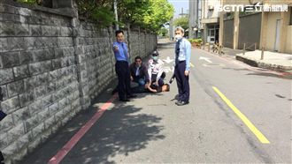 帶手機過安檢門　毒蟲被「逼」逃百米