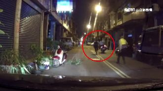 沒錢沒關係！酒醉男惱羞砸店撞員警