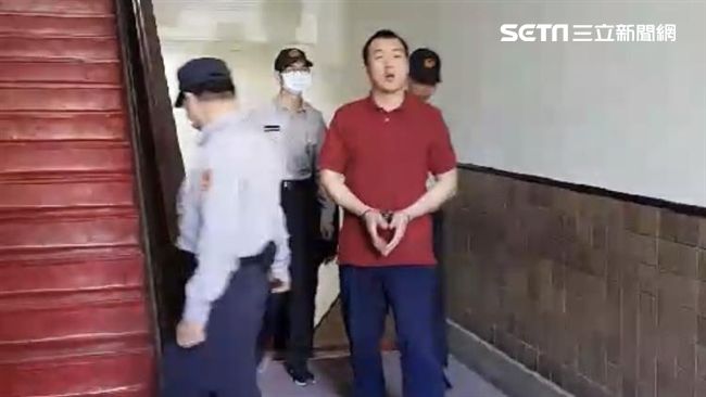 陸生共諜案　周泓旭邊走邊吟詩