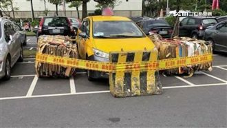 霸占車位！賣場貼單警告恐違反3刑法
