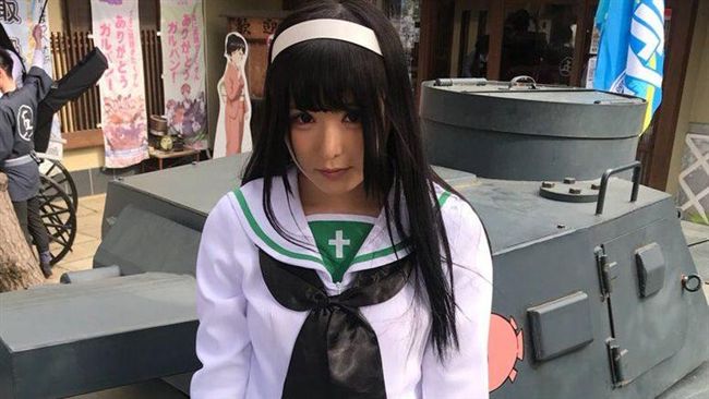 怪！發完下體照　AV女優竟宣布引退