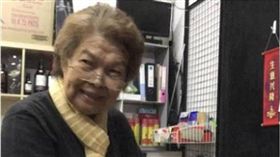 新加坡,阿嬤,奶奶,柔道,搶匪,搶劫,雜貨店,壯漢,惹蘭勿剎　圖／翻攝中國網