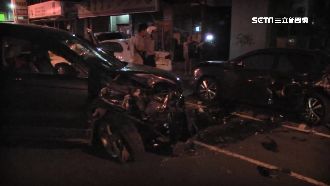 男醉到失憶還上路　載妹連撞路邊3車