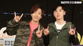 李國毅、謝坤達安安大明星。（記者邱榮吉/攝影）