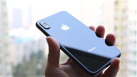 Siri,iPhone,賈伯斯,小米CEO,雷軍,小米MIX 2S,小愛同學