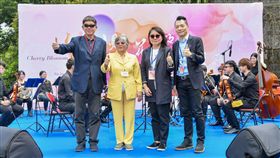 夏荊山基金會書畫藝術展 國寶藝術結合古典樂變身跨界藝術展場
