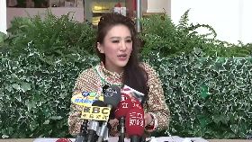 子苓撞空姐18001 