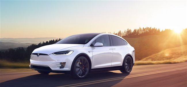 特斯拉狂砍52%　讓已擁有車主崩潰