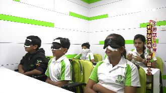 印度神童擁超能力　矇眼竟能「讀書」