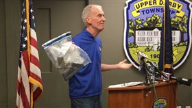 孫安佐火力強大震驚美警　「一般人不會囤這麼多彈藥」、奇伍德（ Michael Chitwood ）（圖／翻攝自Joe Holden臉書）