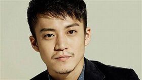 小栗旬／翻攝自小栗旬官網