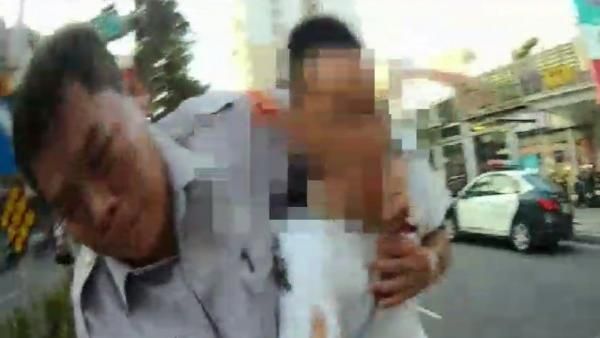 醉男辱警三字經　波麗士使出大絕招