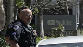 影音網站YouTube加州舊金山總部遭女子槍擊（圖／美聯社／達志影像）