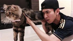 鮪魚,吳俊諺(圖/翻攝自臉書)
