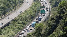 國5南下上午塞　北上恐午後塞至深夜（2）清明連續假期第2天，國道5日上午塞車主要集中在北部南下路段，國5車陣比其他國道塞車路段都長，根據高速公路局預測，國5北上路段可能會從午後塞到深夜。中央社記者郭日曉攝　107年4月5日