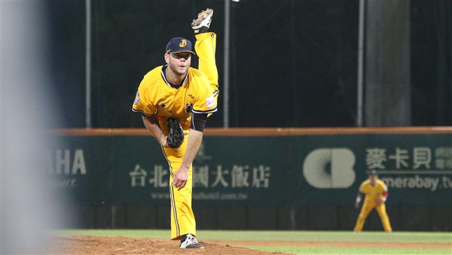 中職／豪聲轟炸伍鐸　兄弟季冠未絕望