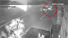  夜歸女走路被撞 車主