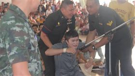 泰國,抽籤,兵役,美妝男（圖／臉書　https://www.facebook.com/photo.php?fbid=1698700666878210&set=pcb.1698700776878199&type=3&theater）