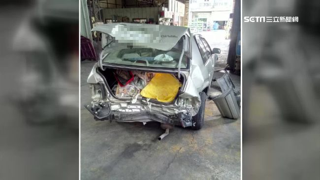 車被撞到壓扁報廢　駕駛竟毫髮無傷