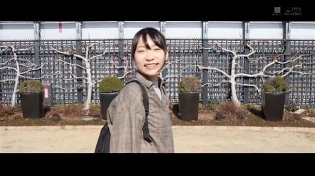 一天高潮30次！女優落入集團被搞翻