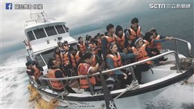 15所學校舞者搭船前往龜山島