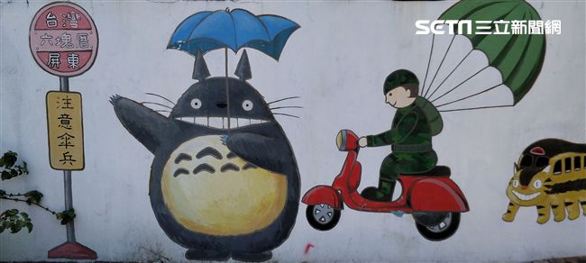 簡單的店面裝飾裡面隱藏著美味好吃的美食。（記者邱榮吉/攝影）