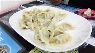 一顆水餃1元　老闆：我開店不為賺錢