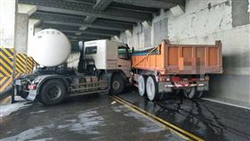 宜蘭縣,台9丁線,車禍,對撞,砂石車,油罐車,聯結車 大貨車 大客車 拉拉隊 運輸業 照片影片資訊分享團